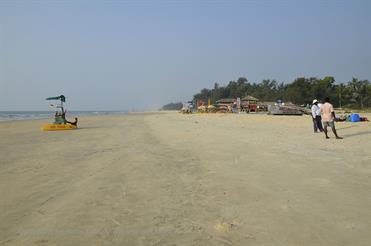 01 Mobor-Beach_and_Cavelossim-Beach,_Goa_DSC7158_b_H600